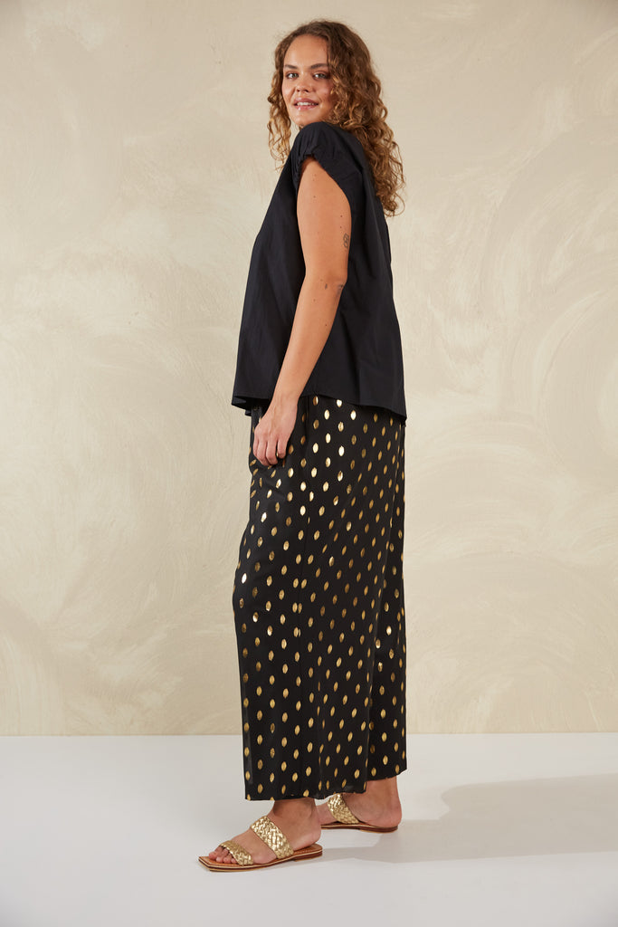 Adelfia Top - Domino - The Haven Co