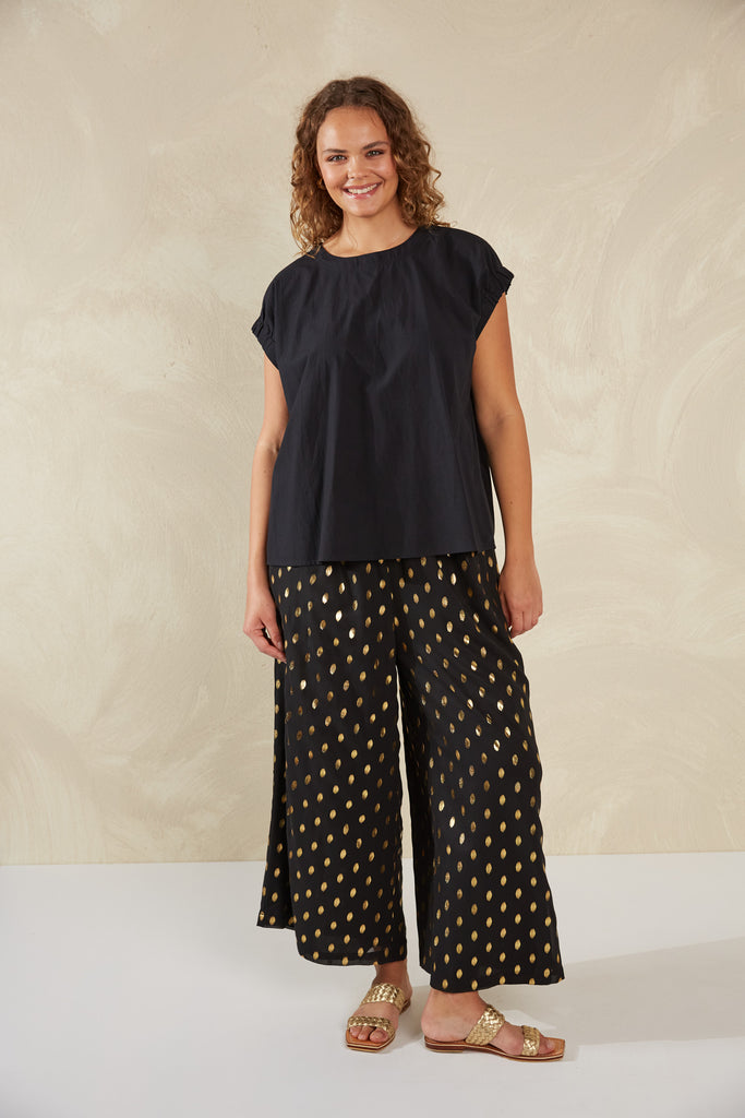 Adelfia Top - Domino - The Haven Co