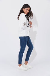 Delphi Jumper - White/Kohl