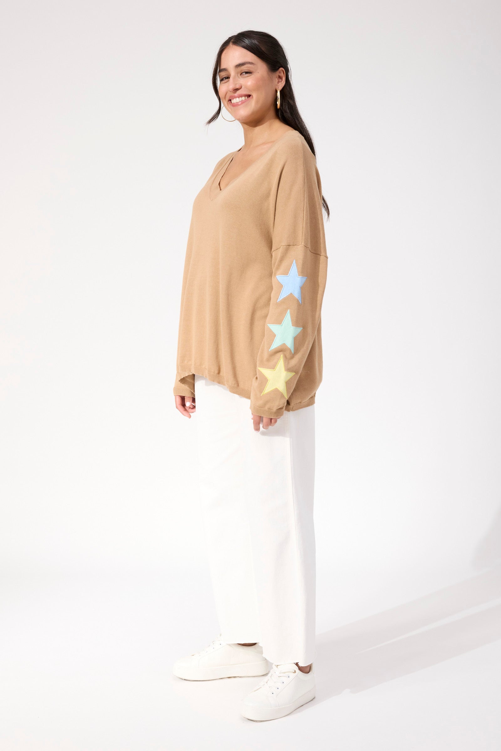 Vermont Star V Neck Jumper - Tan