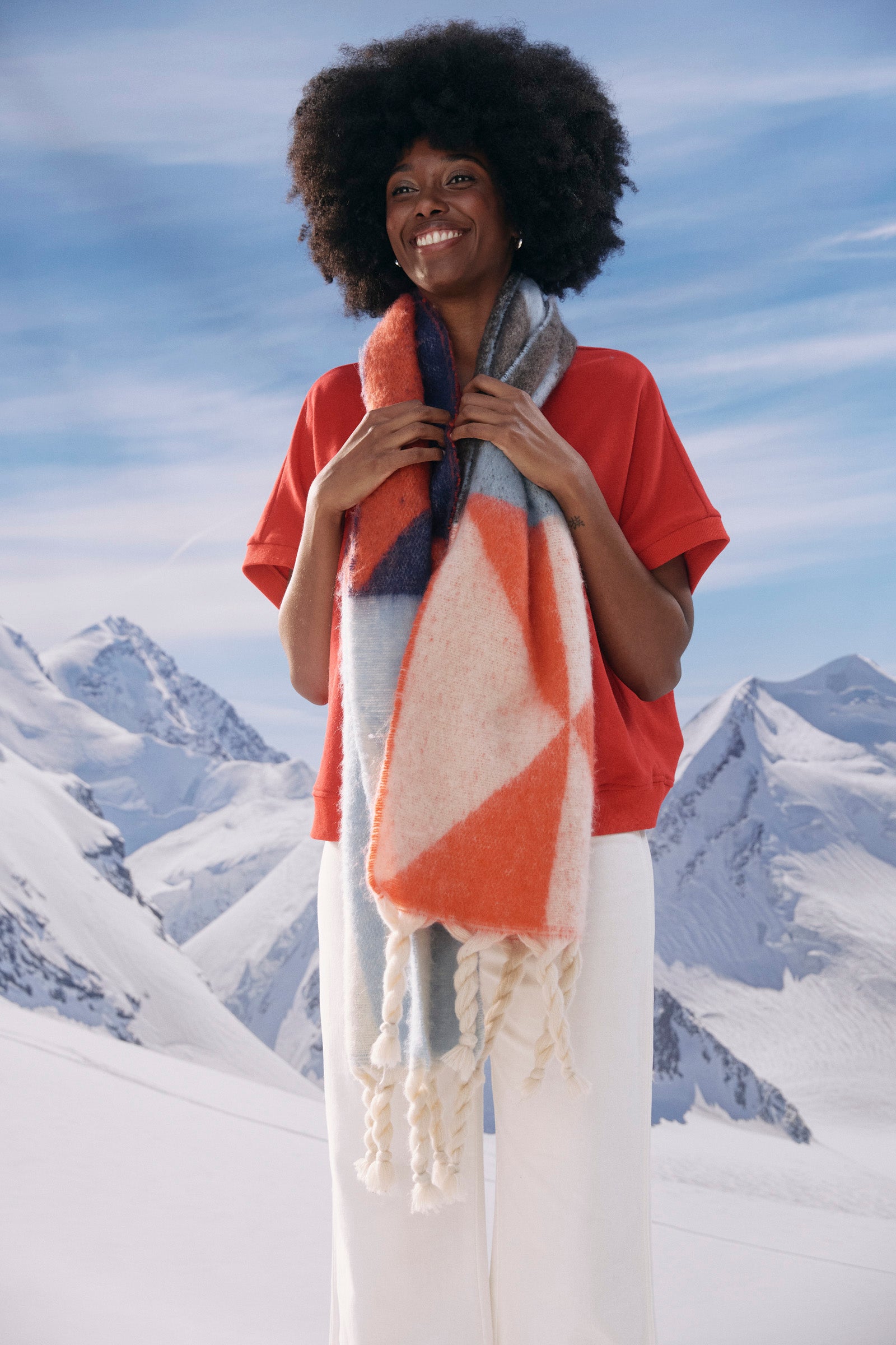 Valenza Triangle Scarf - Red