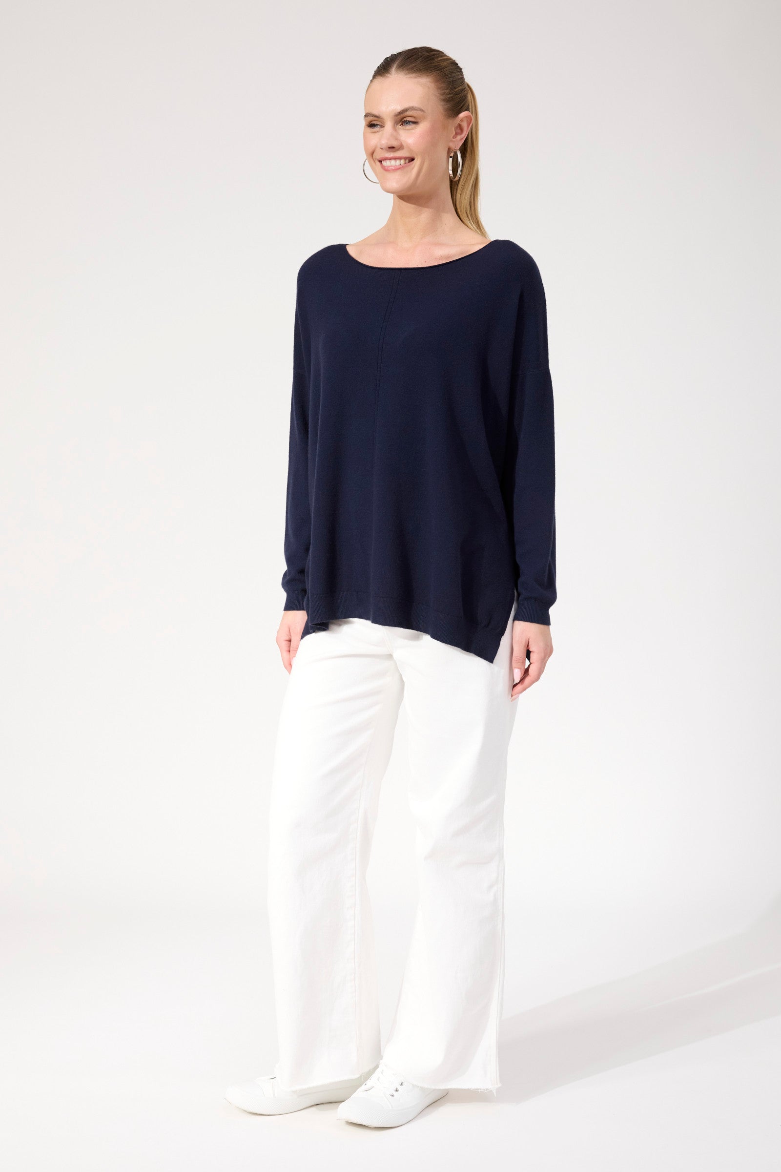 Chamonix Jumper - Navy