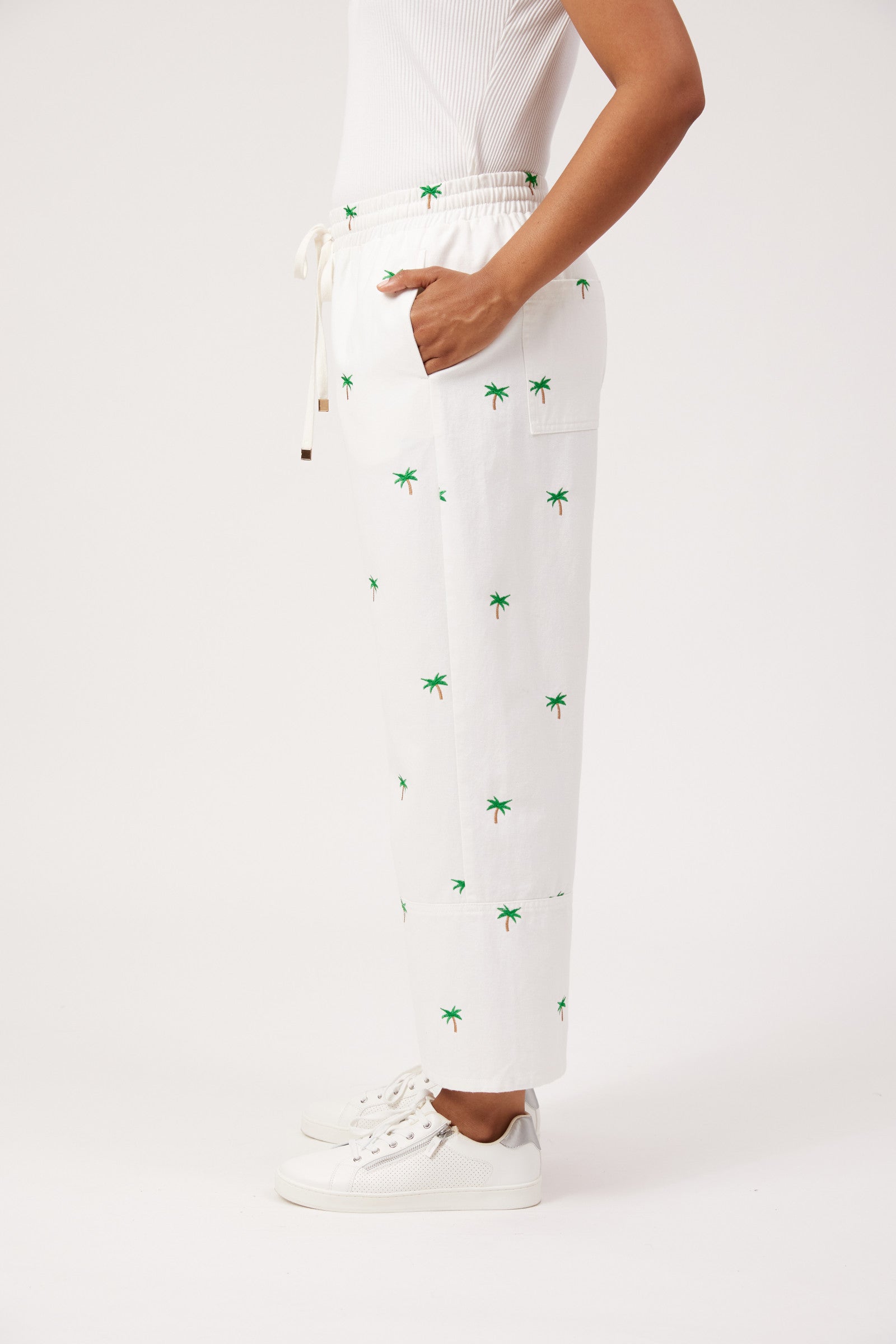 Mauritius Embroidered Denim Pant - White