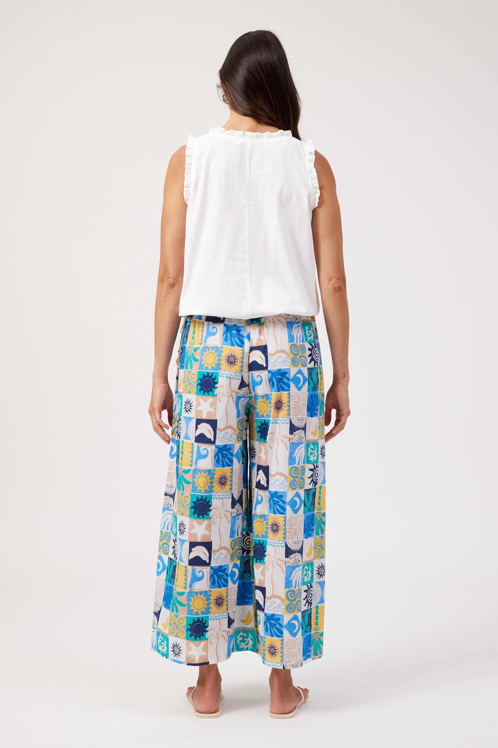 Crete Tank - White